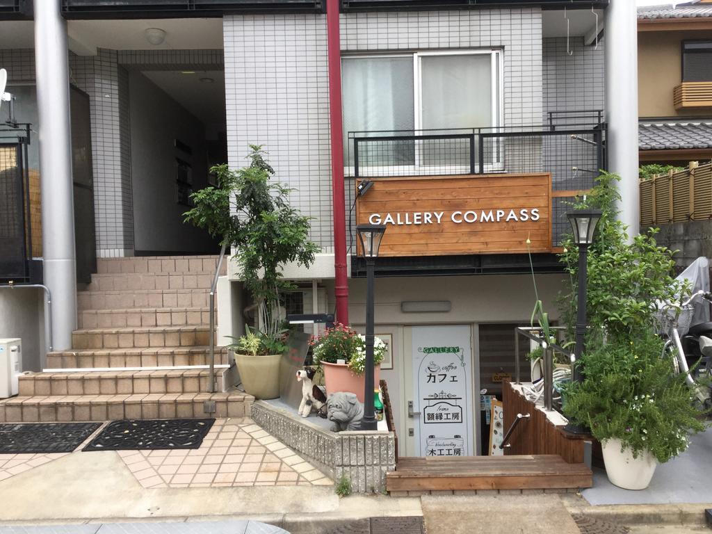 Gallery Compass Ōsaka Extérieur photo